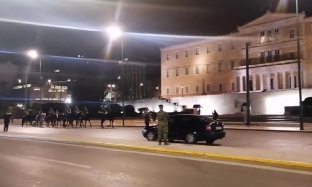 Και τελικά παρά την τόση προβολή τις τελευταίες ημέρες απέσυραν το Ιππικό από την παρέλαση- Για ποιον λόγο;